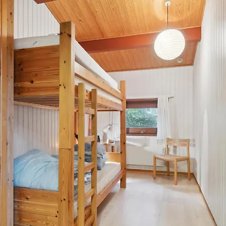 Holiday home Gorgeous In Nexo With Wifi Vester Somarken